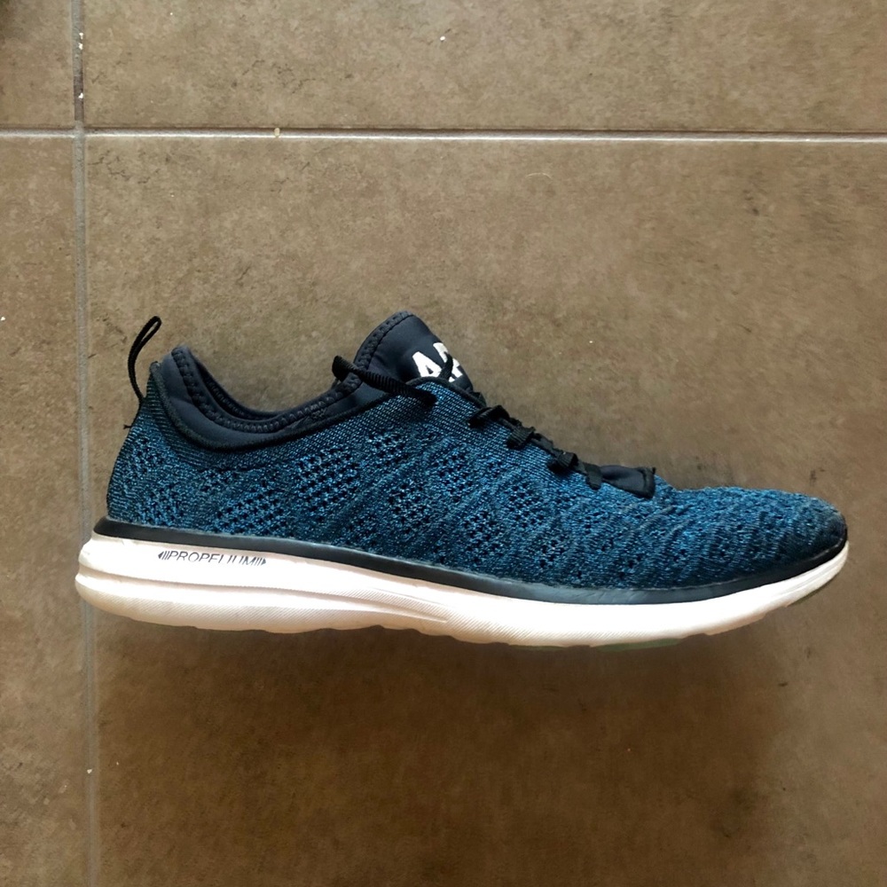 APL Running Shoes